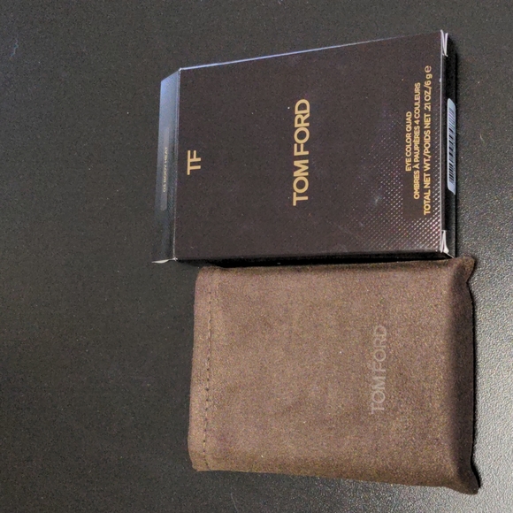 New! Tom Ford Eye Color Quad 03 body heat - Picture 2 of 4